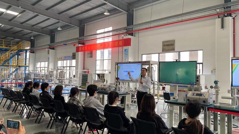 东莞市塑胶制品有限公司